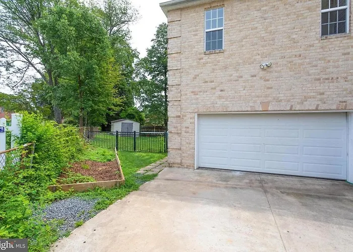 Brand New, Cozy, Modern, One-Bedroom Apartment