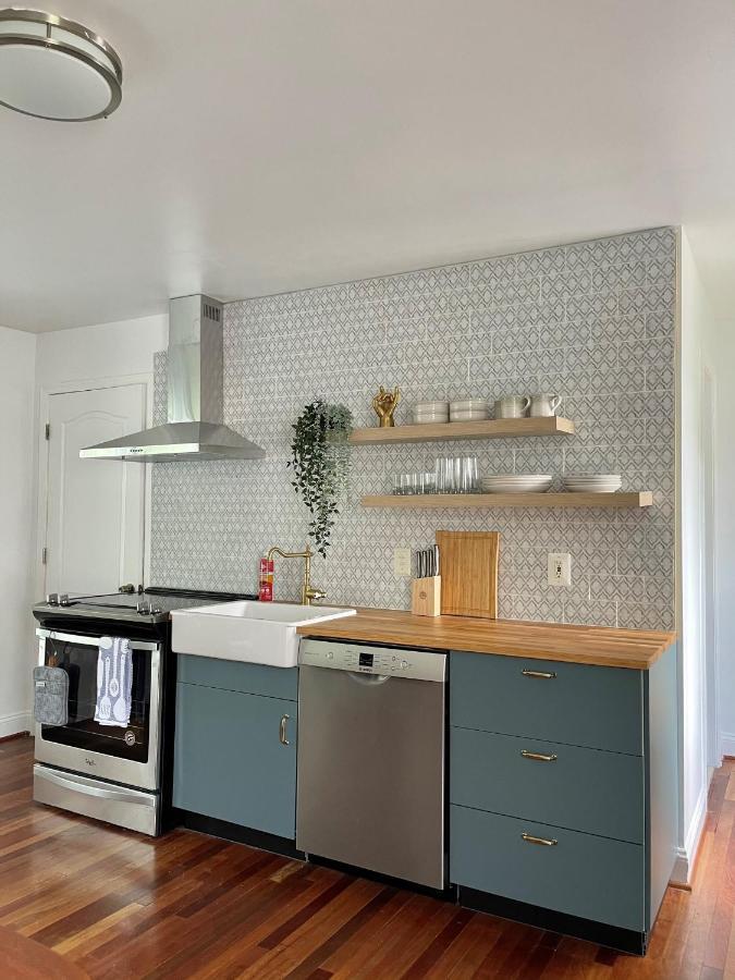 Brand New, Cozy, Modern, One-bedroom Appartement *